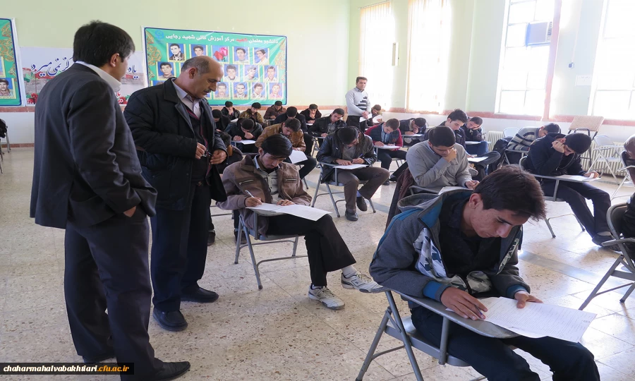 بازدید دکتر رحیمی  از حوزه های امتحانی
