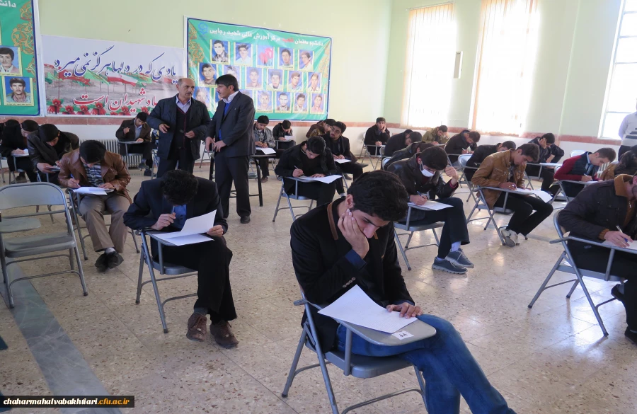 بازدید دکتر رحیمی  از حوزه های امتحانی 2