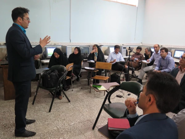 برگزاری دوره های بالندگی ویژه اساتید وکارمندان 4