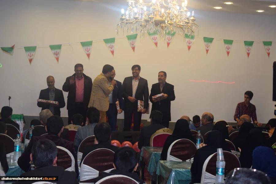 جشن انقلاب 6