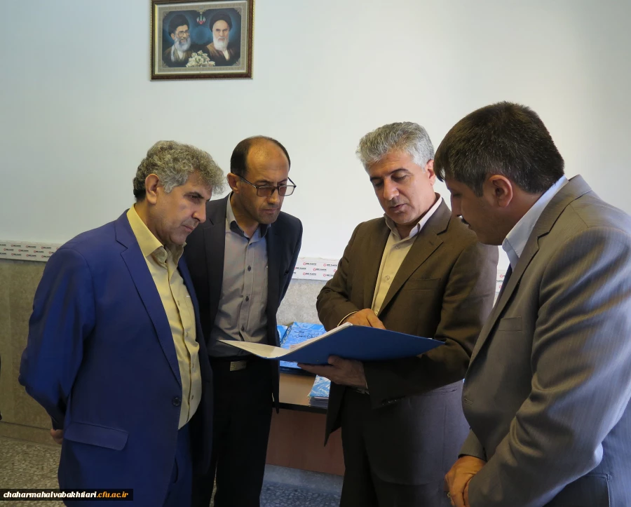 بازدید مدیر کل آموزش و پرورش استان از محل مصاحبه متقاضیان ورود به دانشگاه فرهنگیان 3