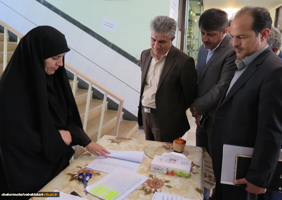 بازدید مدیر کل آموزش و پرورش استان از محل مصاحبه متقاضیان ورود به دانشگاه فرهنگیان 7