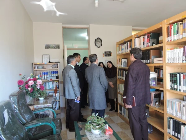 بازدید دکتر طاهری نیا از پردیس ها و مرکز آموزش عالی استان