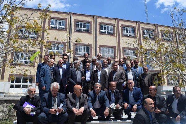 هم اندیشی پیشکسوتان ستاد امداد و پشتیبانی ومدیران مجتمع های آموزشی دوران دفاع مقدس