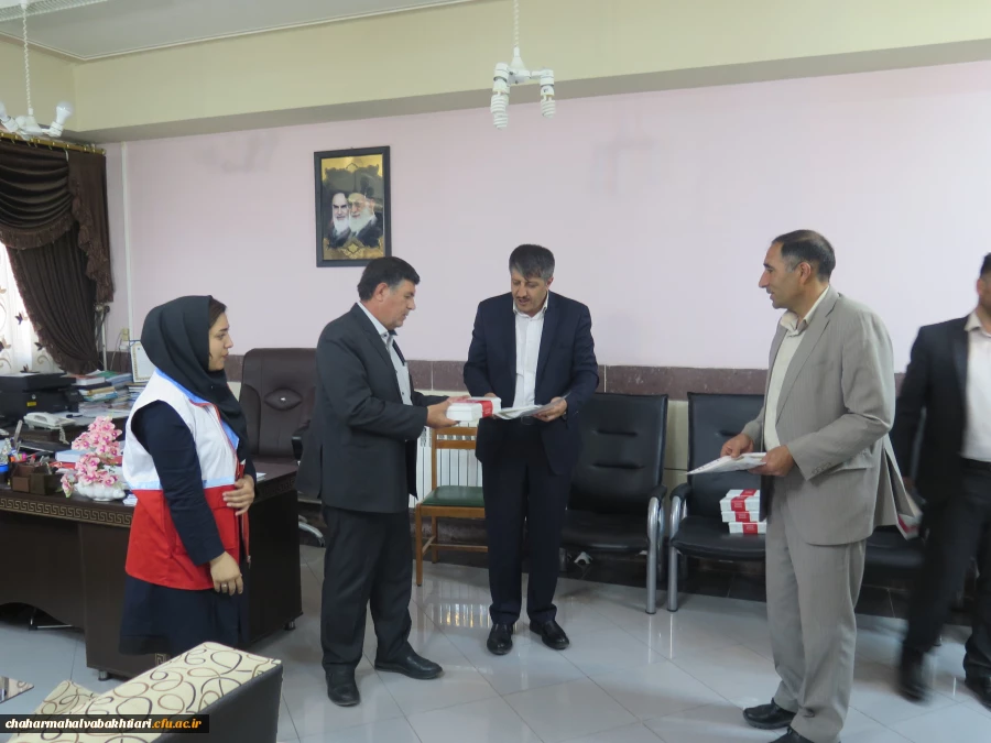 قدردانی جمعیت هلال احمر استان از دانشگاه فرهنگیان جهت جمع آوری کمک های نقدی و غیرنقدی به سیل زدگان