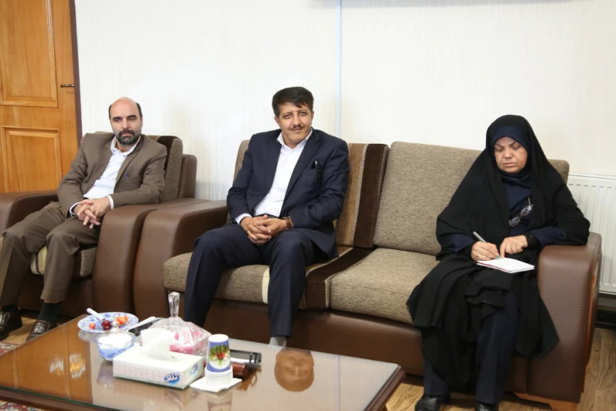 دیدار معاون آموزشی و تحصیلات تکمیلی با استاندار