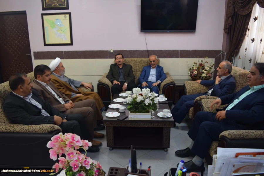 دومین نشست هیئت مدیره بنیاد خیرین  استان چهار محال و بختیاری حامی دانشگاه فرهنگیان
 2