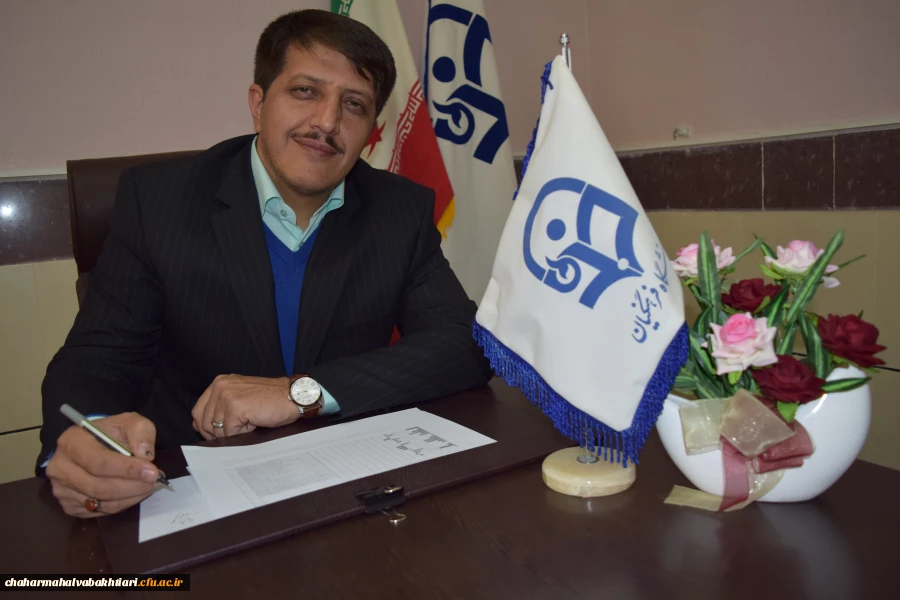 رئیس دانشگاه فرهنگیان استان چهارمحال و بختیاری از آغاز فرآیند مصاحبه پذیرش شدگان آزمون استخدامی فراگیر دستگاه های دولتی در این مرکز آموزشی در سطح استان خبر داد.