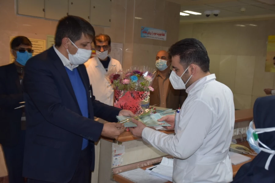 تقدیر رییس دانشگاه فرهنگیان استان چهارمحال و بختیای از پرستاران و کادر درمان 4