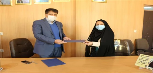 دانشگاه فرهنگیان استان چهارمحال وبختیاری با اداره کل آموزش فنی و حرفه ای استان تفاهم نامه همکاری مشترک امضا کرد. 2