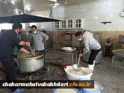 پخت و توزیع 2000 پرس غذای نذری در دانشگاه فرهنگیان استان چهارمحال و بختیاری 4