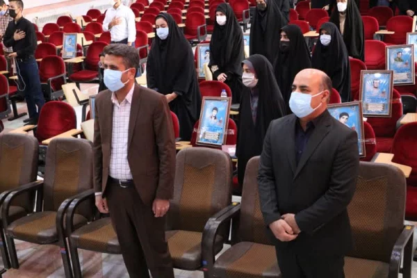 برگزاری آیین گرامی داشت هفته دفاع مقدس  در دانشگاه فرهنگیان استان چهارمحال و بختیاری 6