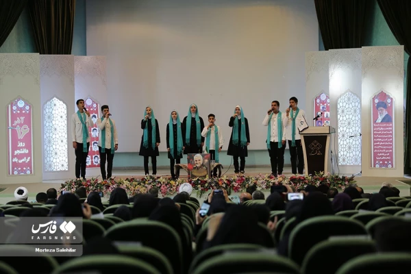 برگزاری ویژه برنامه بزرگداشت روز دانشجو 5