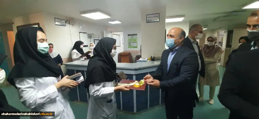 تجلیل از پرستاران بیمارستان شهر فرخشهر به مناسبت روز پرستار 4