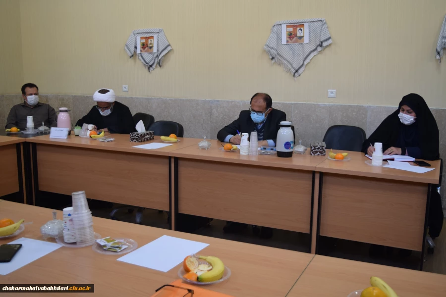 نشست ریاست دانشگاه با اعضای هیات علمی دانشگاه فرهنگیان