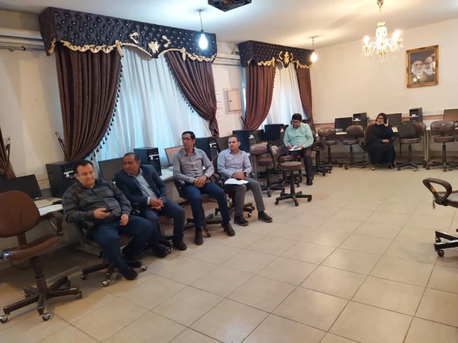 برگزاری دوره بازآموزی درس کارورزی 1 و 3 با حضور استادان درس کارورزی نیمسال اول سال تحصیلی 1402-1401  5