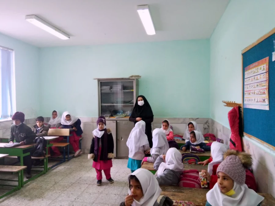   دانشجو معلمان کارورز پردیس شهید باهنر از کلاس های چند پایه منطقه گندمان بازدید نمودند 7