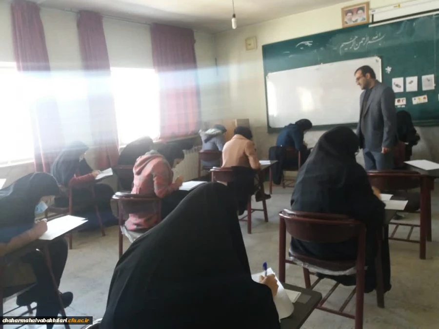 بازدید از نحوه برگزاری امتحانات نیمسال اول سال تحصیلی