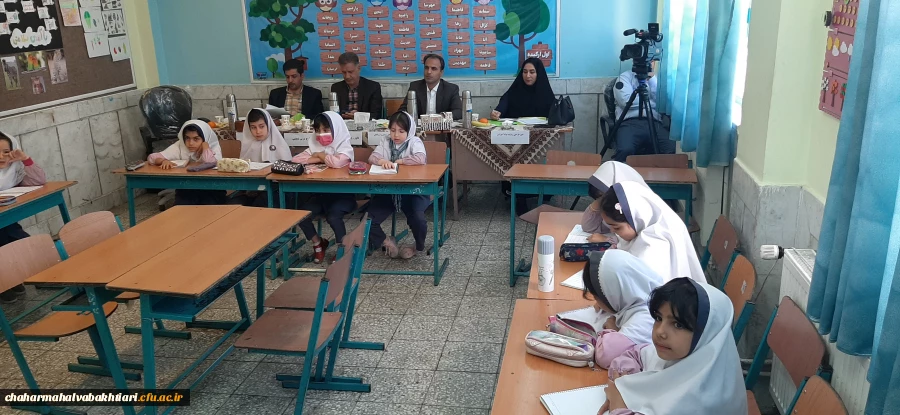 مرحله استانی دهمین جشنواره تدریس برتر با حضور دانشجومعلمان در استان چهارمحال و بختیاری برگزار شد. 3