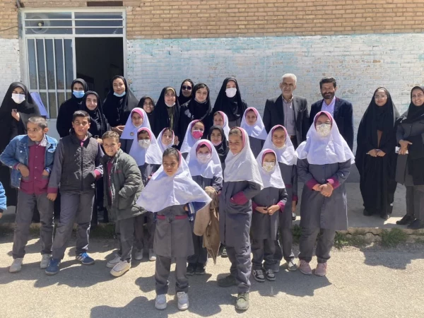 بازدید دانشجو معلمان از مدارس چند پایه 5