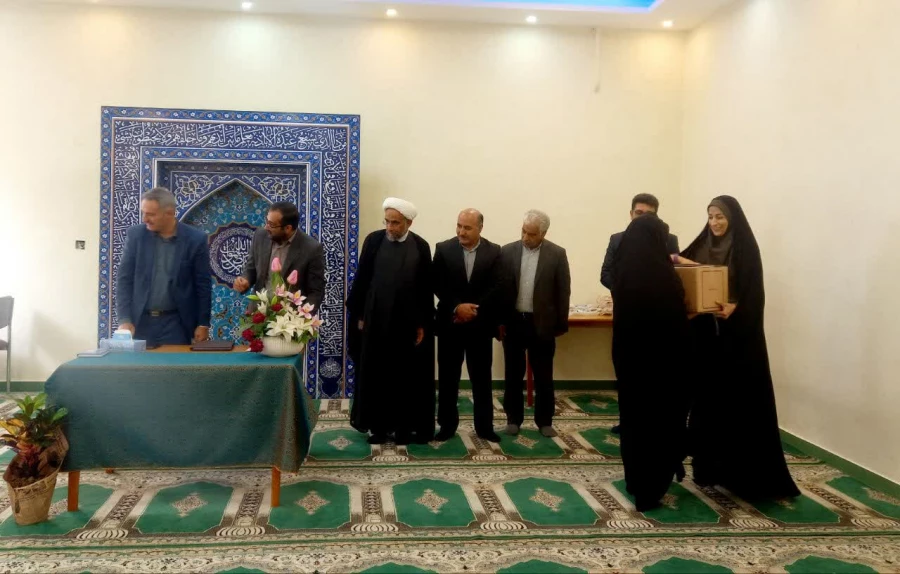 تجلیل از سرپرستان سراهای دانشجویی دانشگاه فرهنگیان 4