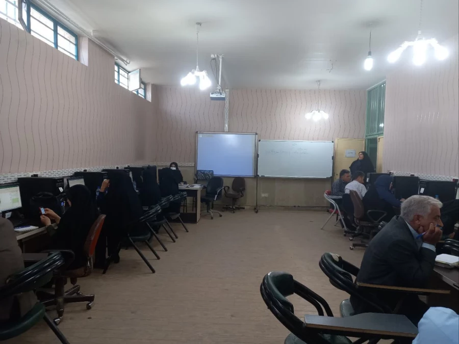 دوره آموزش مقدماتی، متوسط و پیشرفته نرم افزار مالی اکسل ویژه کارکنان پردیس ها برگزار شد
 4