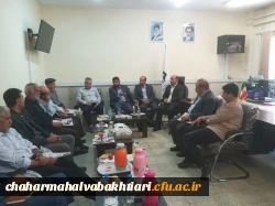 نشست نماینده مجلس شورای اسلامی با دانشجو معلمان مرکز آموزش عالی  شهید رجایی

 4