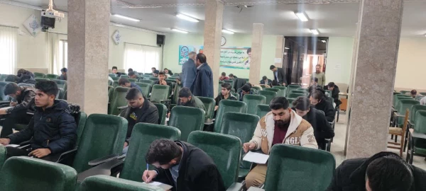 بازدید سرزده رئیس دانشگاه فرهنگیان استان از روند برگزاری امتحانات  3