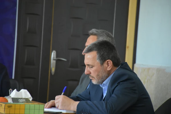 جلسه شورای اقامه نماز دانشگاه فرهنگیان استان با موضوع برگزاری طرح معراج 7