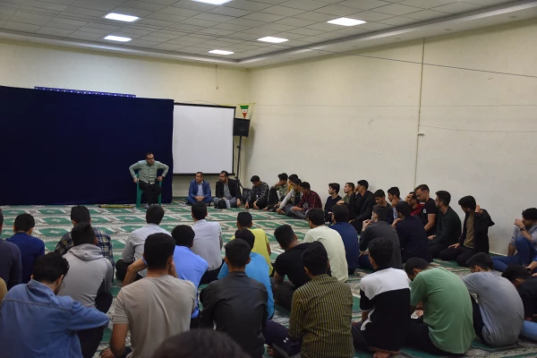 بی واسطه و صمیمی با دانشجو معلمان خوابگاهی 2