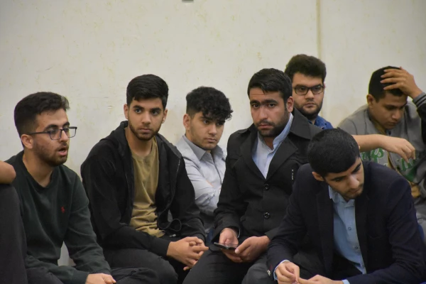 بی واسطه و صمیمی با دانشجو معلمان خوابگاهی 5