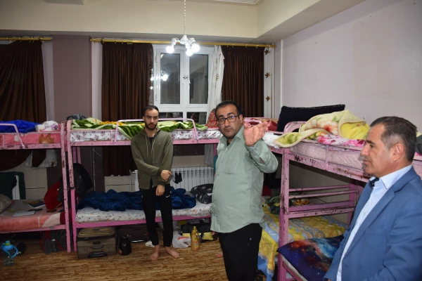 بی واسطه و صمیمی با دانشجو معلمان خوابگاهی 7