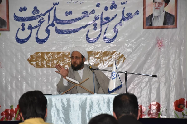 نشست بررسی مسائل فرهنگی روز جامعه با عنوان «خرمشهر ما کجاست» 2