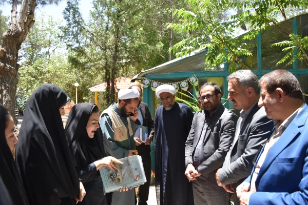 افتتاحیه کافه کتاب گلدان نمو در پردیس شهید باهنر 6