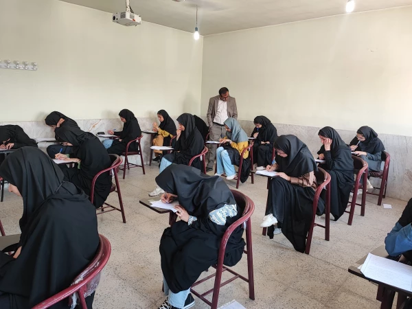 بازدید دکتر کاوه مدیریت امور پردیس های دانشگاه فرهنگیان استان از نحوه برگزاری امتحانات پایان ترم 2