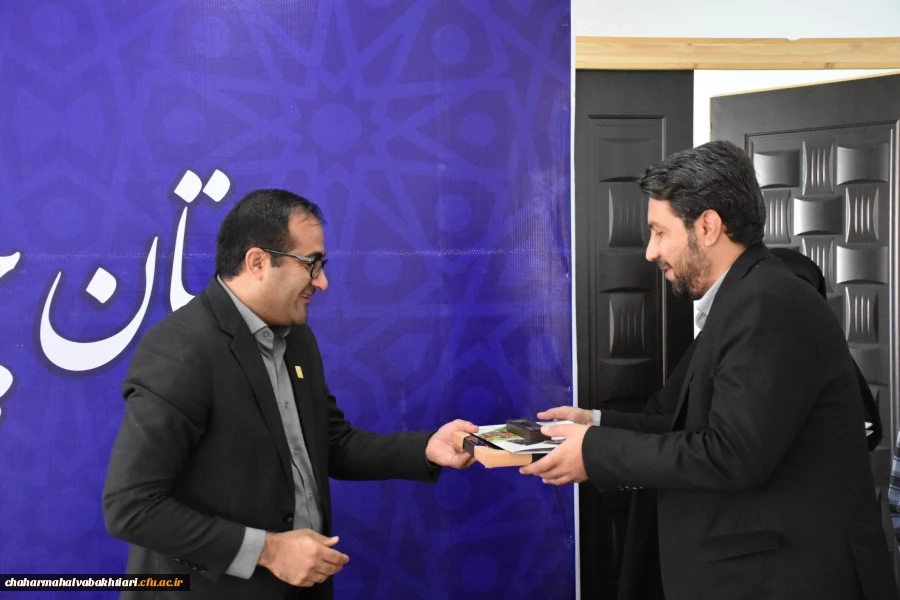 نشست صمیمی با اعضای هیئت علمی دانشگاه فرهنگیان استان 3