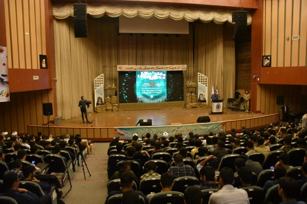 امروز دانشگاه ها به نام و یاد شهدا نیاز دارند 3