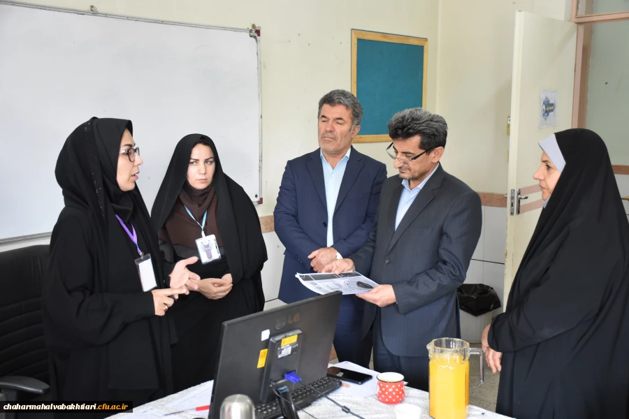 بازدید معاون استاندار از حوزه ارزیابی داوطلبان ورود به دانشگاه فرهنگیان دانشگاه استان چهارمحال و بختیاری  2