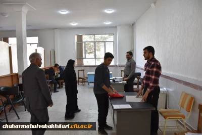 بازدید رییس دانشگاه فرهنگیان استان چهارمحال و بختیاری از روند ثبت نام دانشجویان جدیدالورود