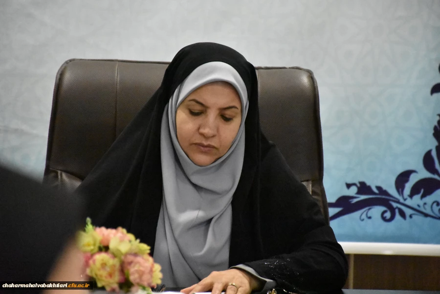 نشست صمیمی رئیس دانشگاه فرهنگیان استان با اعضای شورای صنفی دانشجویان
 12