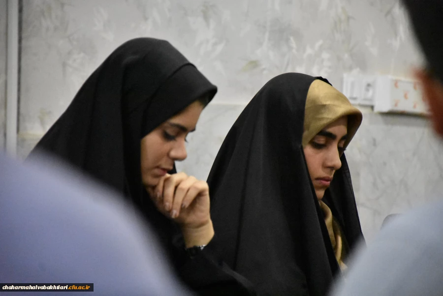 نشست صمیمی رئیس دانشگاه فرهنگیان استان با اعضای شورای صنفی دانشجویان
