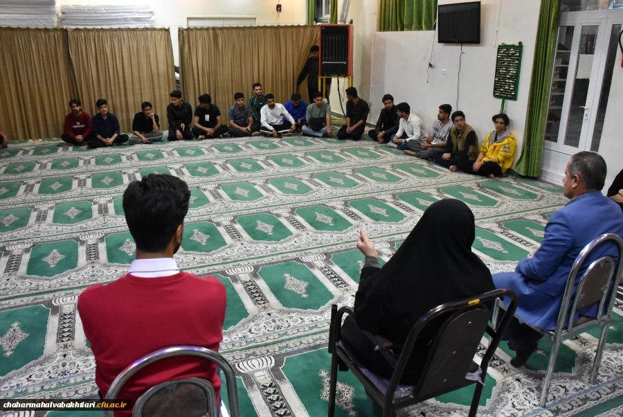 دیدار صمیمی رییس دانشگاه فرهنگیان استان با دانشجویان پردیس بحرالعلوم شهرکرد