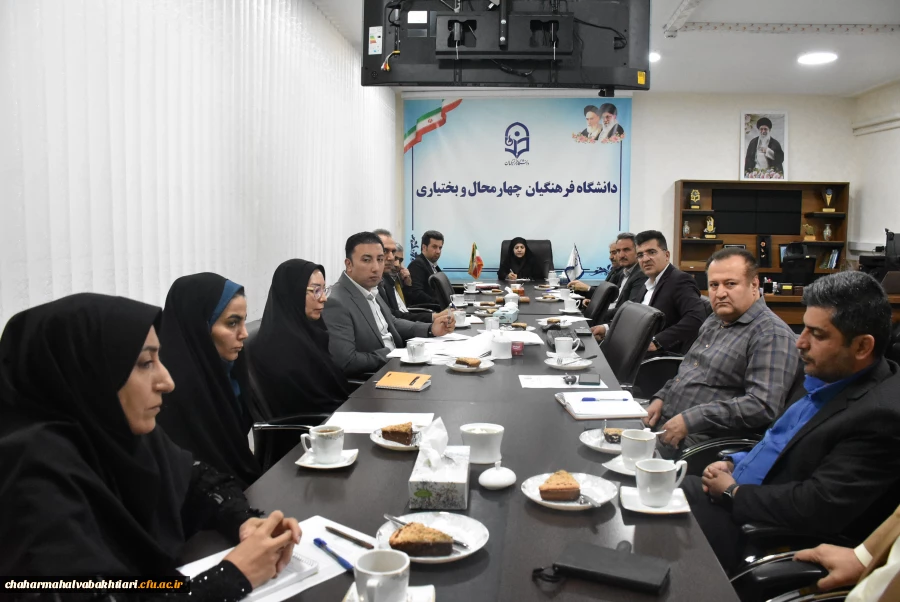 کتاب و کتابخوانی؛ اساس توسعه علمی و فرهنگی جامعه
 2