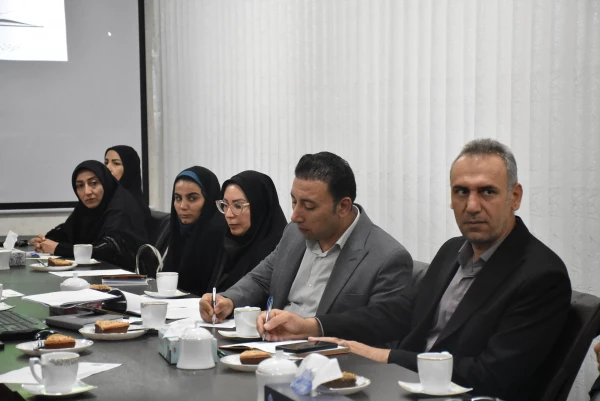 کتاب و کتابخوانی؛ اساس توسعه علمی و فرهنگی جامعه
 2