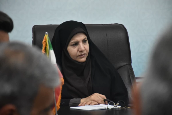 کتاب و کتابخوانی؛ اساس توسعه علمی و فرهنگی جامعه
 7