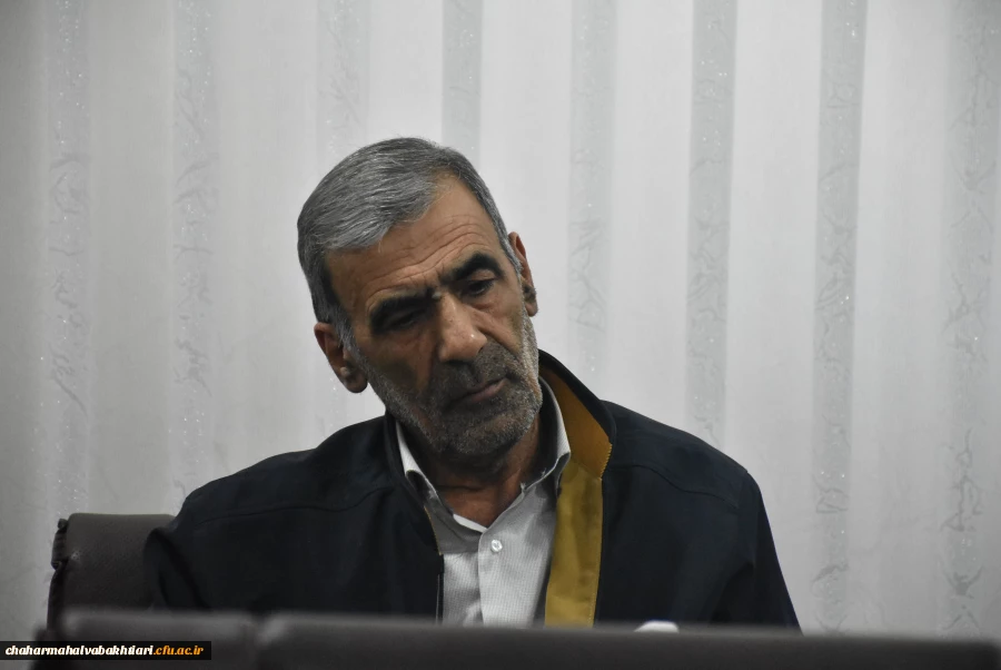 کتاب و کتابخوانی؛ اساس توسعه علمی و فرهنگی جامعه
 10