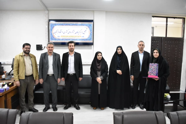 درخشش نخبگان دانشگاه فرهنگیان استان در جشنواره های کشوری؛تقدیر از ستارگان علمی و فرهنگی دانشگاه
 4