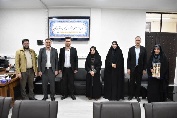 درخشش نخبگان دانشگاه فرهنگیان استان در جشنواره های کشوری؛تقدیر از ستارگان علمی و فرهنگی دانشگاه
 4