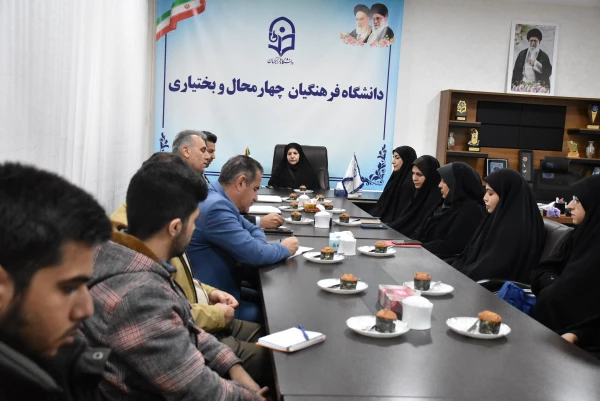 درخشش نخبگان دانشگاه فرهنگیان استان در جشنواره های کشوری؛تقدیر از ستارگان علمی و فرهنگی دانشگاه
 9