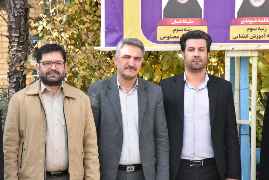 درخشش نخبگان دانشگاه فرهنگیان استان در جشنواره های کشوری؛تقدیر از ستارگان علمی و فرهنگی دانشگاه
 10